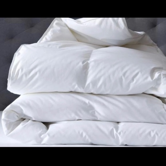 - Charter Club  down bedding comforter - Picture 2 of 7